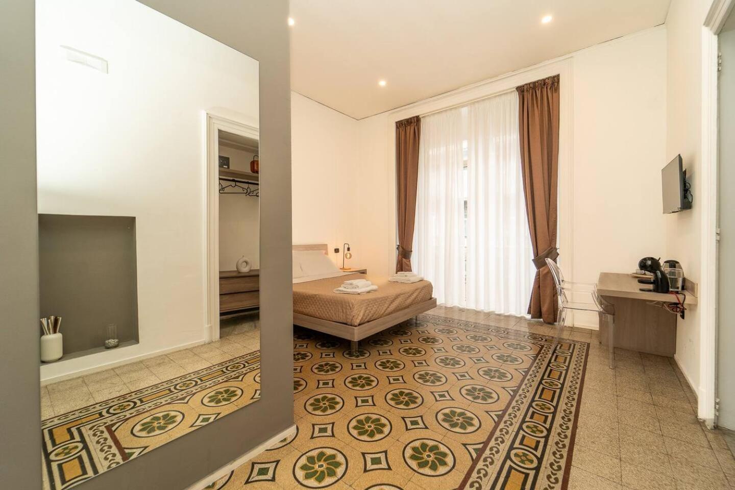 La Piazza Suite Naples Extérieur photo